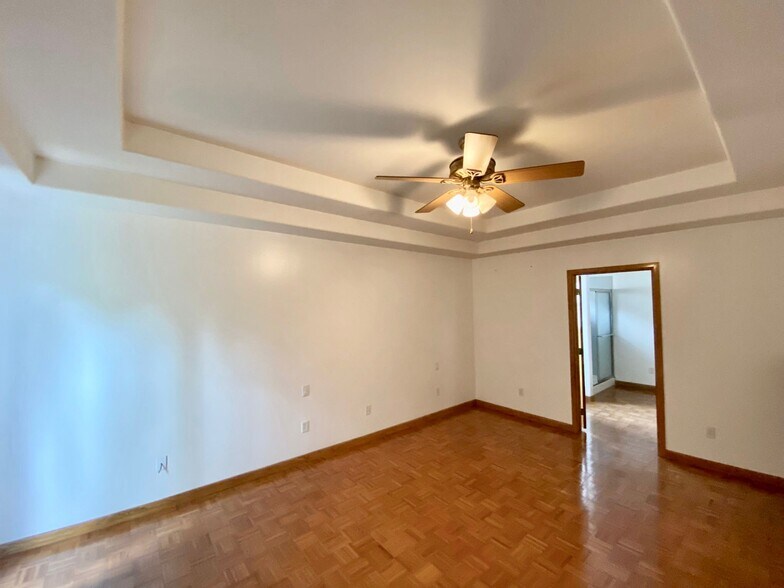 Building Photo - 4112 Blackhawk St