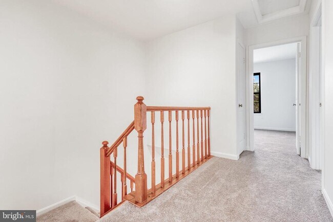 Building Photo - 3964 Rosebay Ct