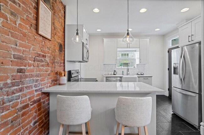 Building Photo - 1511 Hamlet St