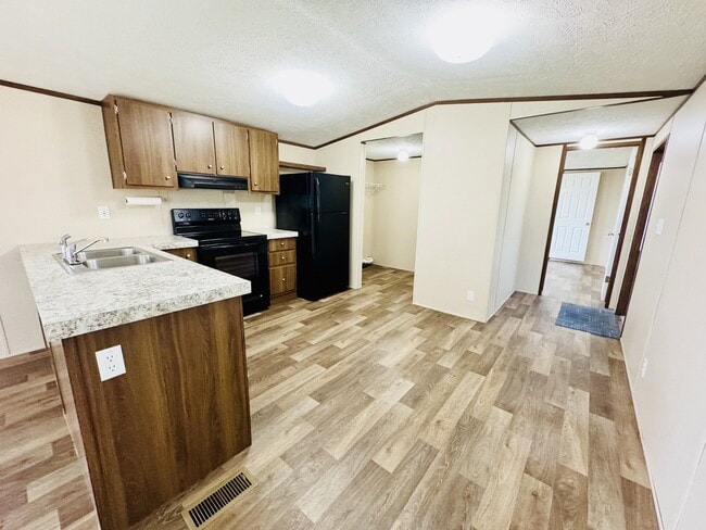 Building Photo - 134 Blissful Ct