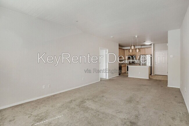Building Photo - 15455 Canyon Rim Dr