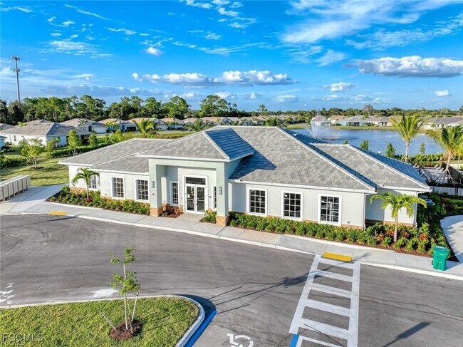 Building Photo - 514 Kamari Cv