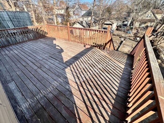 Building Photo - Cozy 4 Bed 2 Bath Home in KCK-Available NOW!!