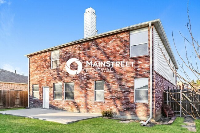 Building Photo - 5 Bedroom Pet-Friendly Home in Arlington, TX with Main Street Renewal