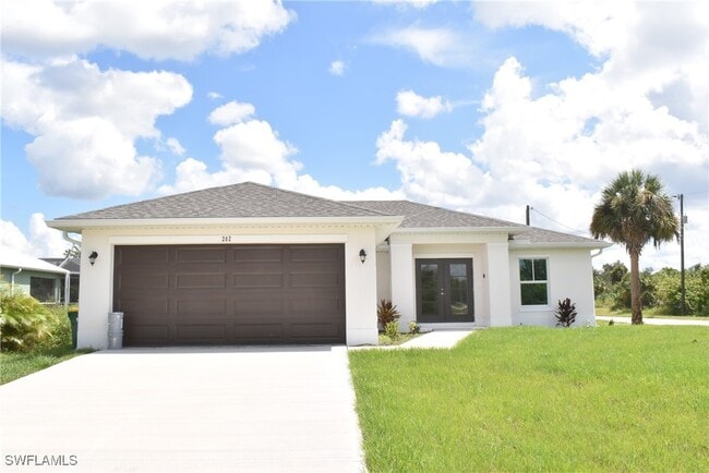 Primary Photo - 202 Seagrape St