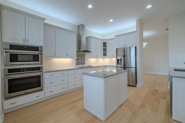 Building Photo - 16206 Diamond Bay Dr