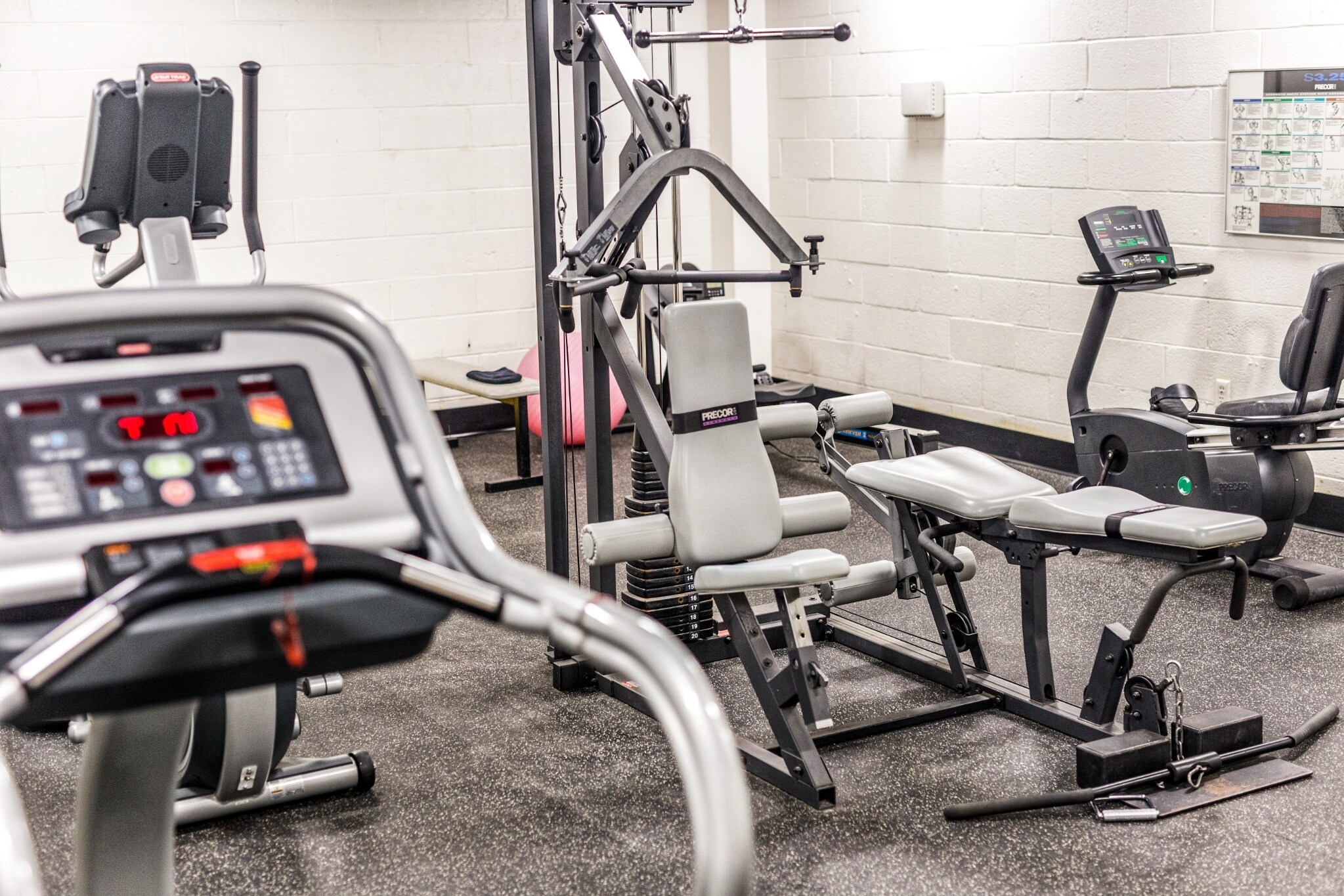 Building Photo - 4242 East West Hwy