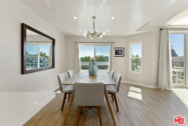 Building Photo - 2677 S Centinela Ave