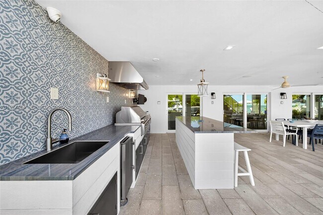 Building Photo - 146 Mockingbird Rd