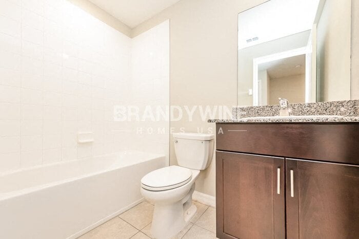 Building Photo - 5572 Mercado Dr