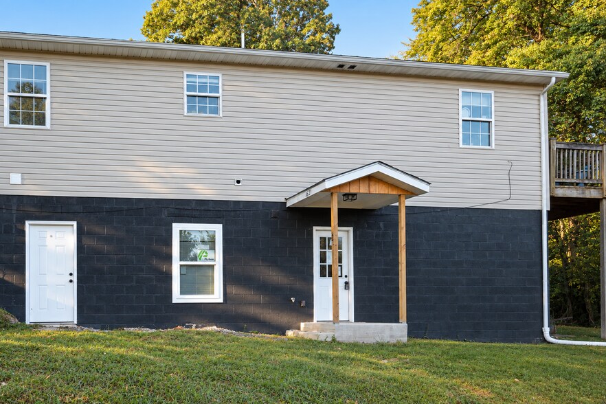 Duplex - Unit 2 - 1621 Fremont Pl
