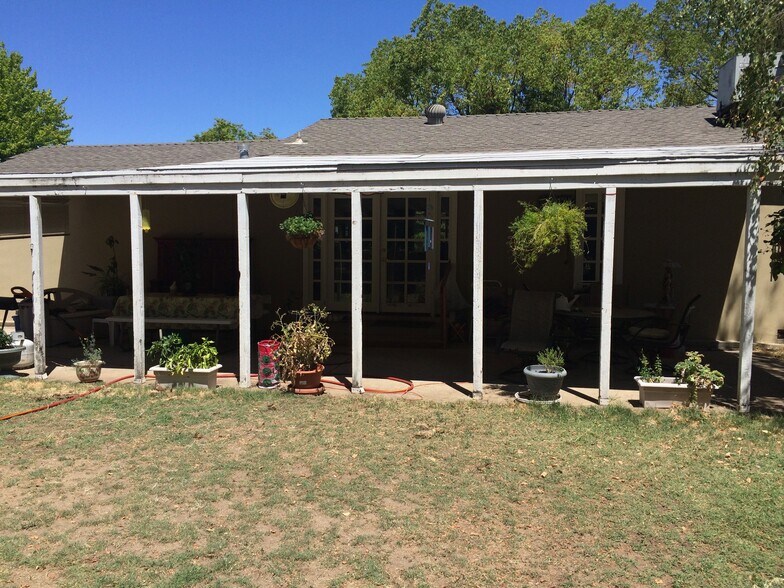 Building Photo - 8762 Kurts Ct