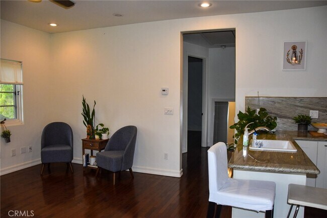 Building Photo - 8325 La Bajada Ave