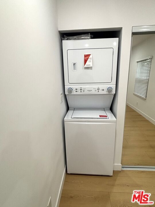 Building Photo - 2115 Venice Blvd.