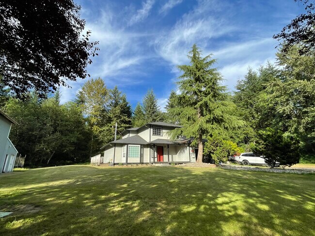 Building Photo - 707 125th Pl NW