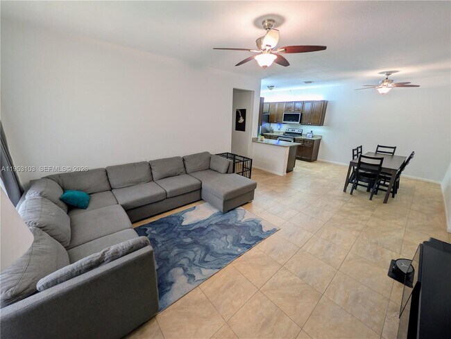 Building Photo - 3561 Forest Hill Blvd