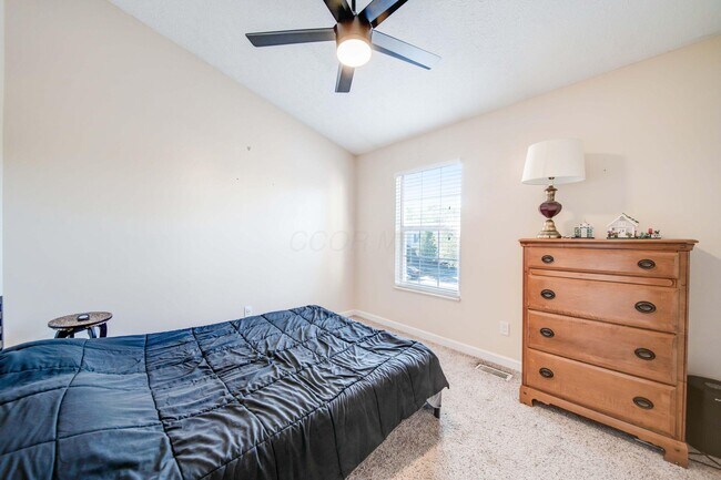 Building Photo - 964 Charleston Way Dr