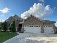 Building Photo - 107 Welbury Ct