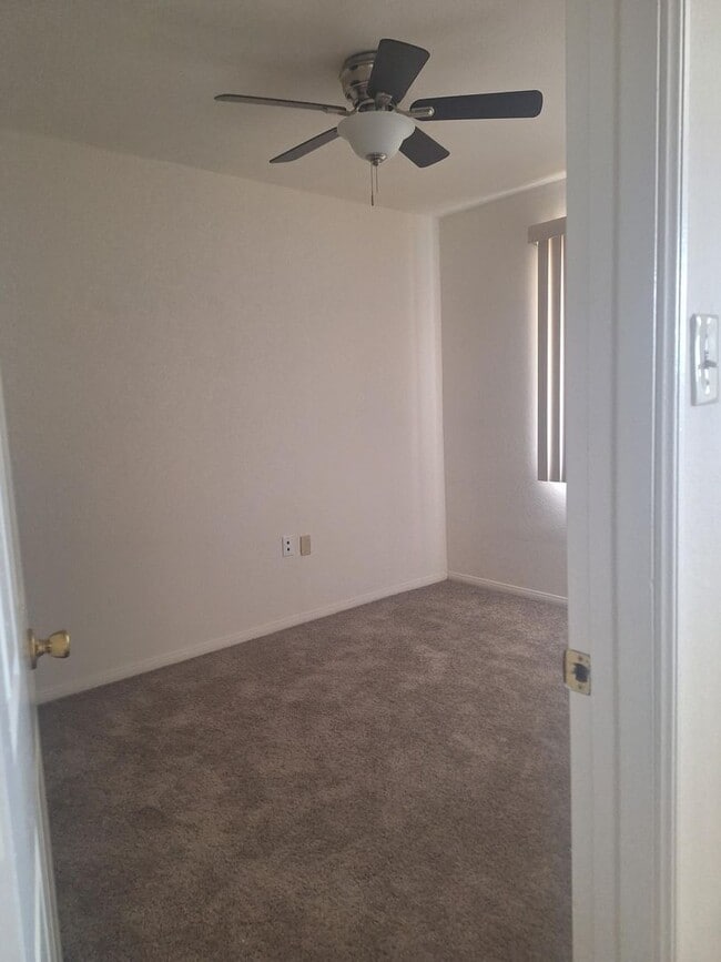 Building Photo - 3820 Merrimac Ave