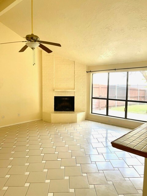 Building Photo - 6604 Belcamp Dr