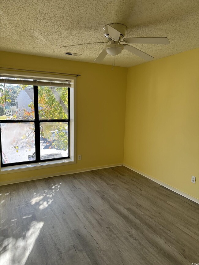 Building Photo - 4482 Little River Inn Ln