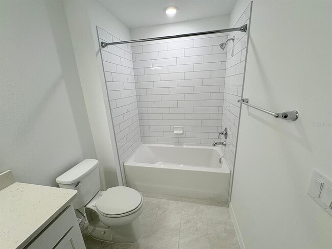 Building Photo - 2346 Southbury Dr