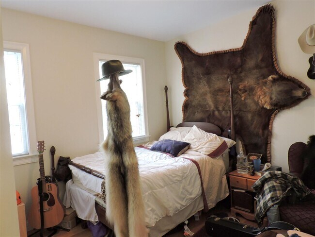 Building Photo - 7 Marney St