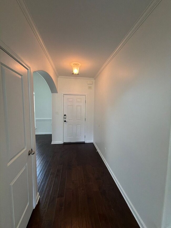 Building Photo - Beautiful 4-bedroom 3 bath home in Arlington