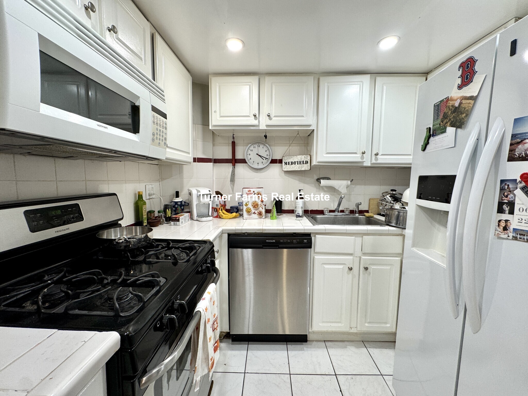 Building Photo - 83 E Brookline St