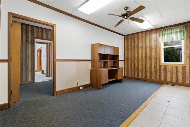 Building Photo - 69 E Grand Ave