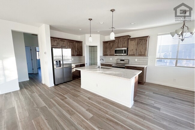 Building Photo - 16015 E Wildcat Dr