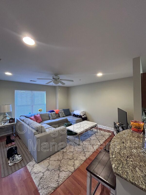 Building Photo - 204 Kelly Rd