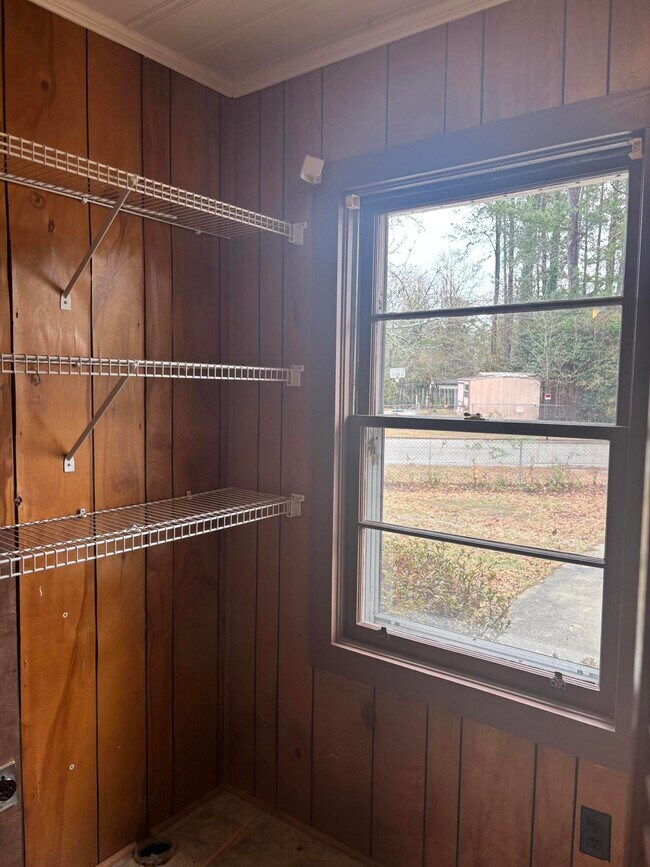 Building Photo - 232 Pinckney St