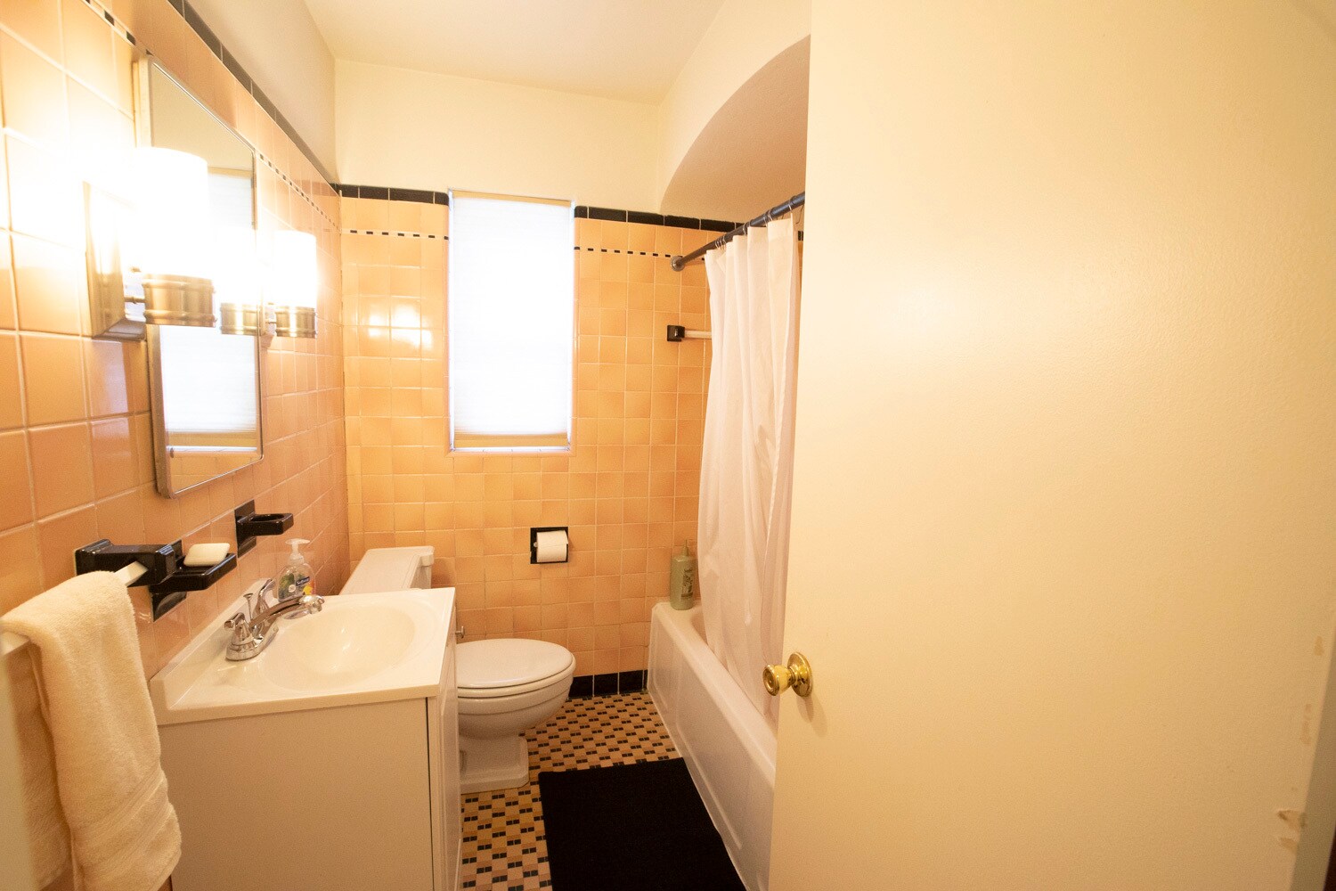 Bath - 141 N. Rose Blvd