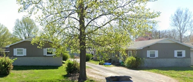 Primary Photo - 638 N Patterson Ave