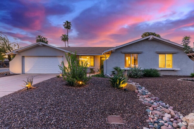 Building Photo - 2530 W Obispo Cir