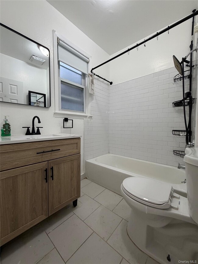 Building Photo - 122-15 11th Ave