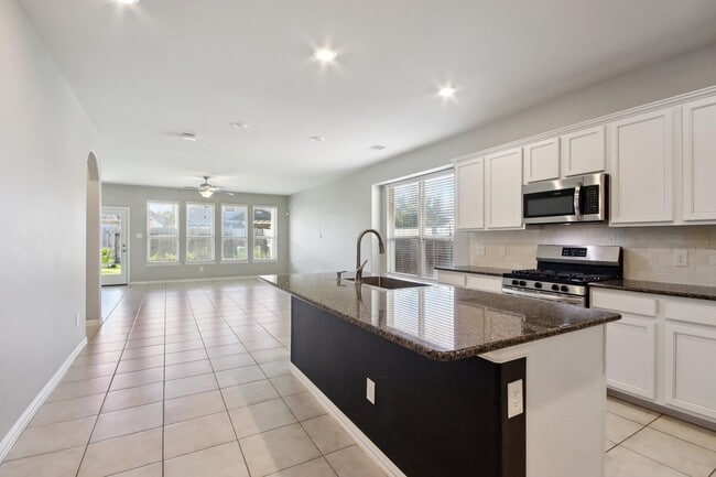 Building Photo - 4426 Lone Alcove Dr