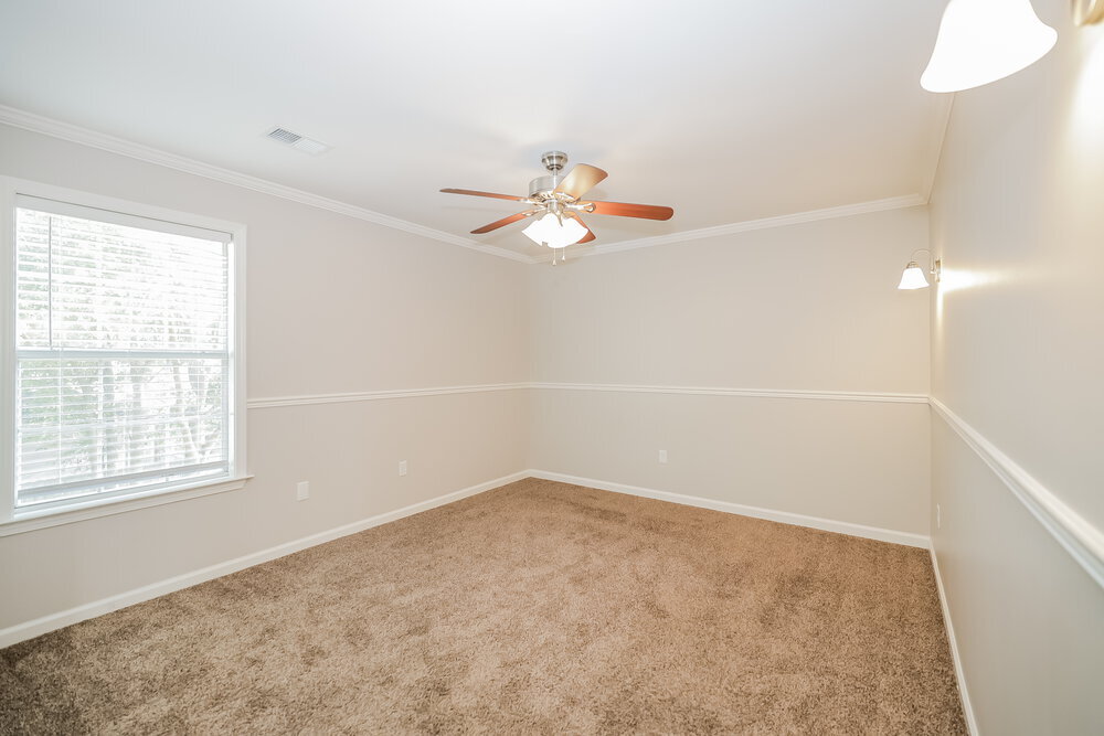 Building Photo - 6671 Hidden Fern Ln E