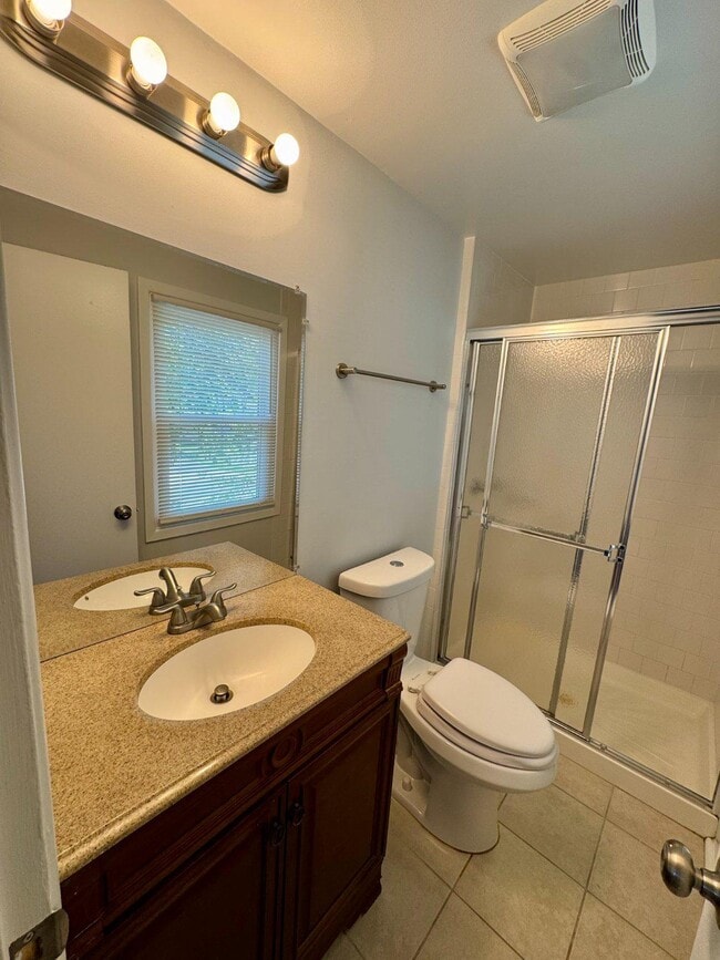 Building Photo - 2911 Tallow Ln