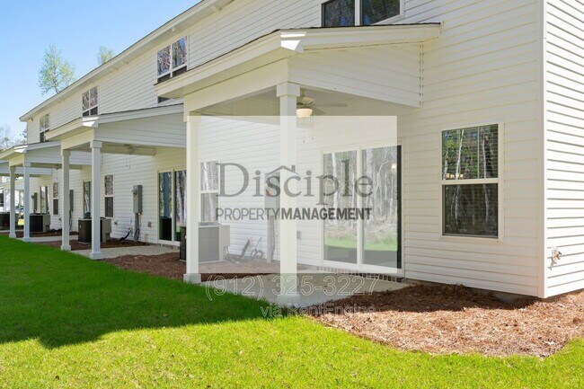 Building Photo - 70 Vining Way
