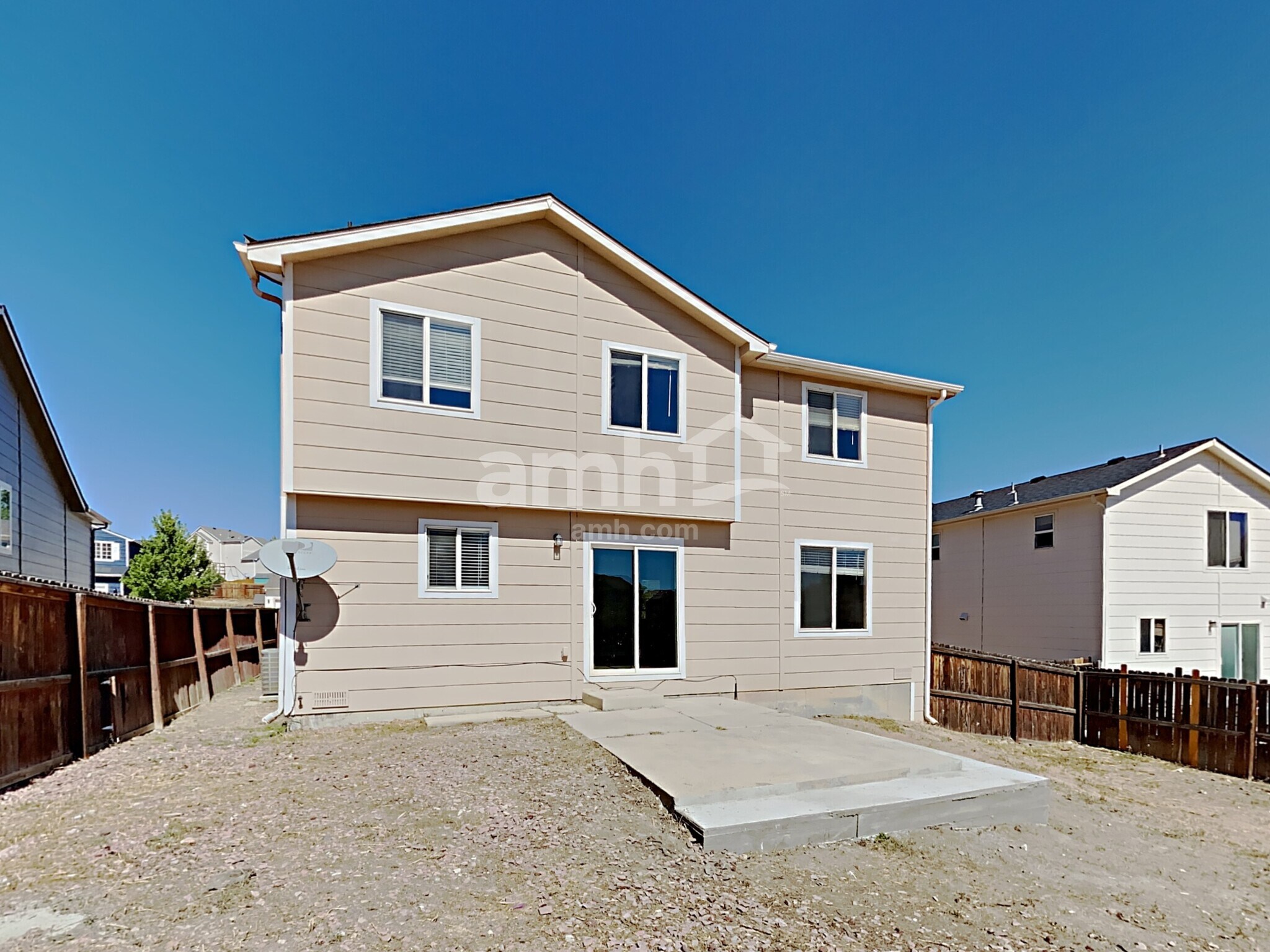 Building Photo - 1135 Legend Oak Dr