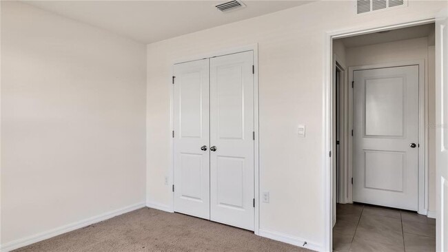 Building Photo - 16702 Carlton Pond St