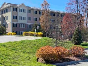 Building Photo - 10 Sentinel Court