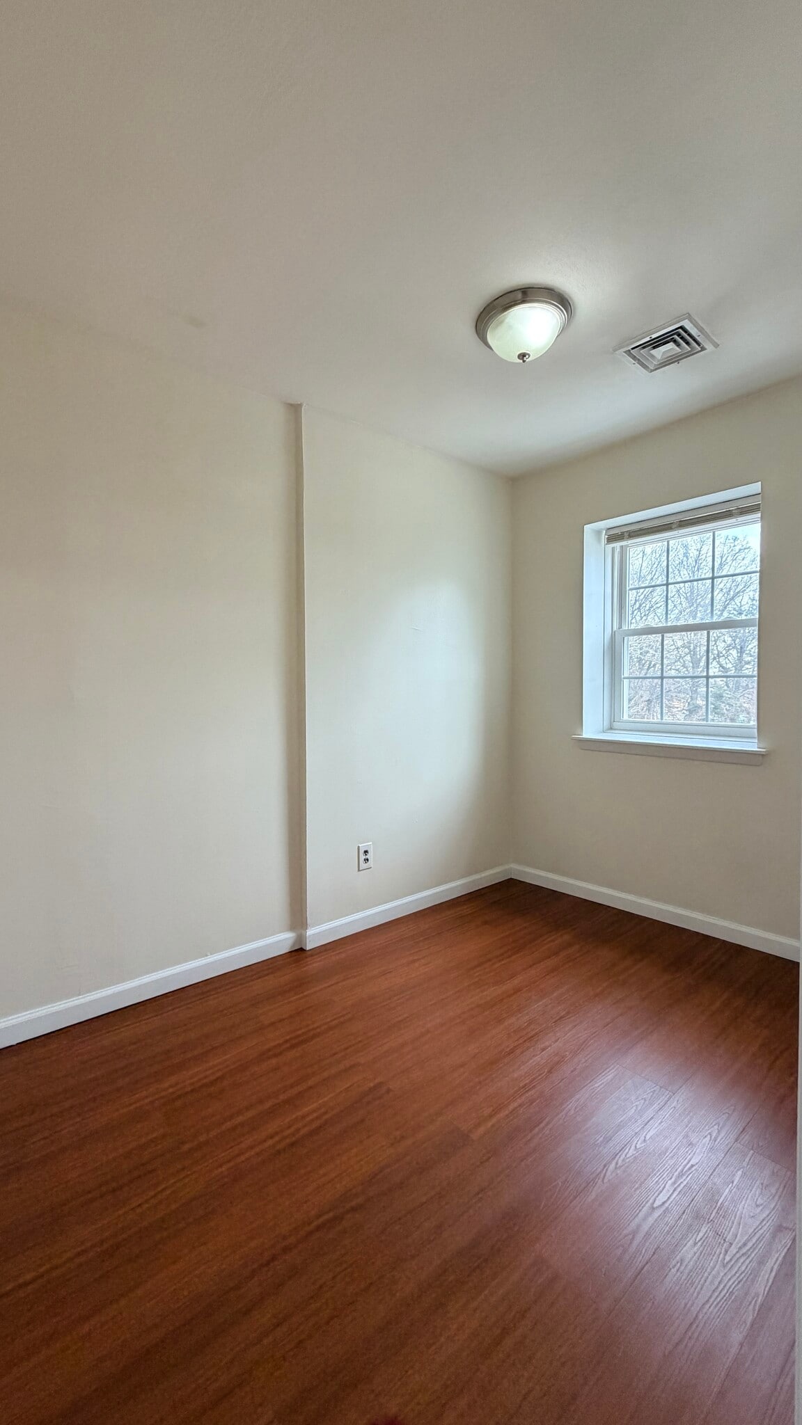 Building Photo - 6302 Grand Central Pky