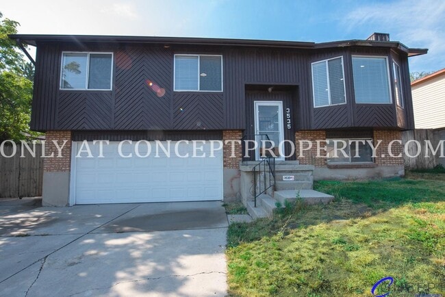 Primary Photo - Newly Remodeled 5-Bedroom Home | 2-Car Gar...