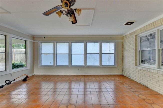 Building Photo - 268 Allen Ct SW