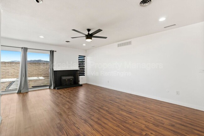 Building Photo - 11004 Collinwood Dr