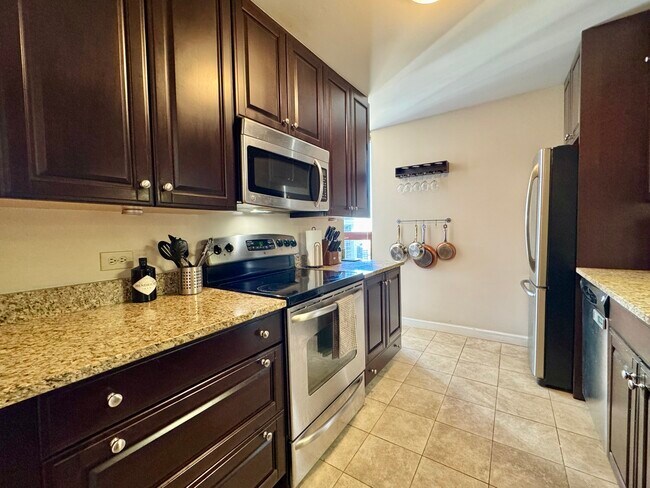 Building Photo - 200 N Dearborn St