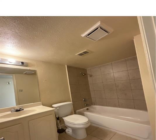 Building Photo - 5821 Winell Dr